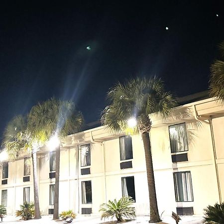 Regency Inn & Suites Pensacola Luaran gambar