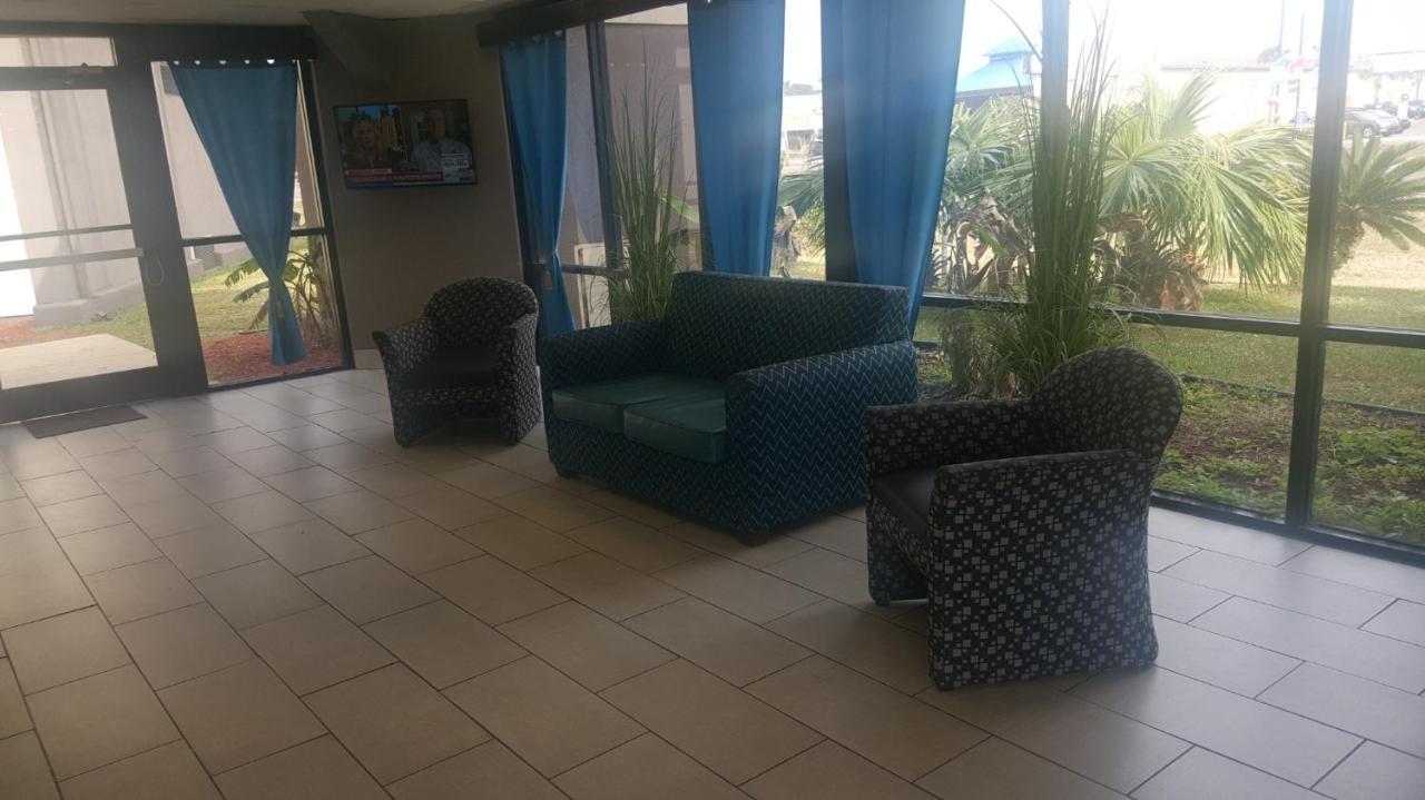 Regency Inn & Suites Pensacola Luaran gambar