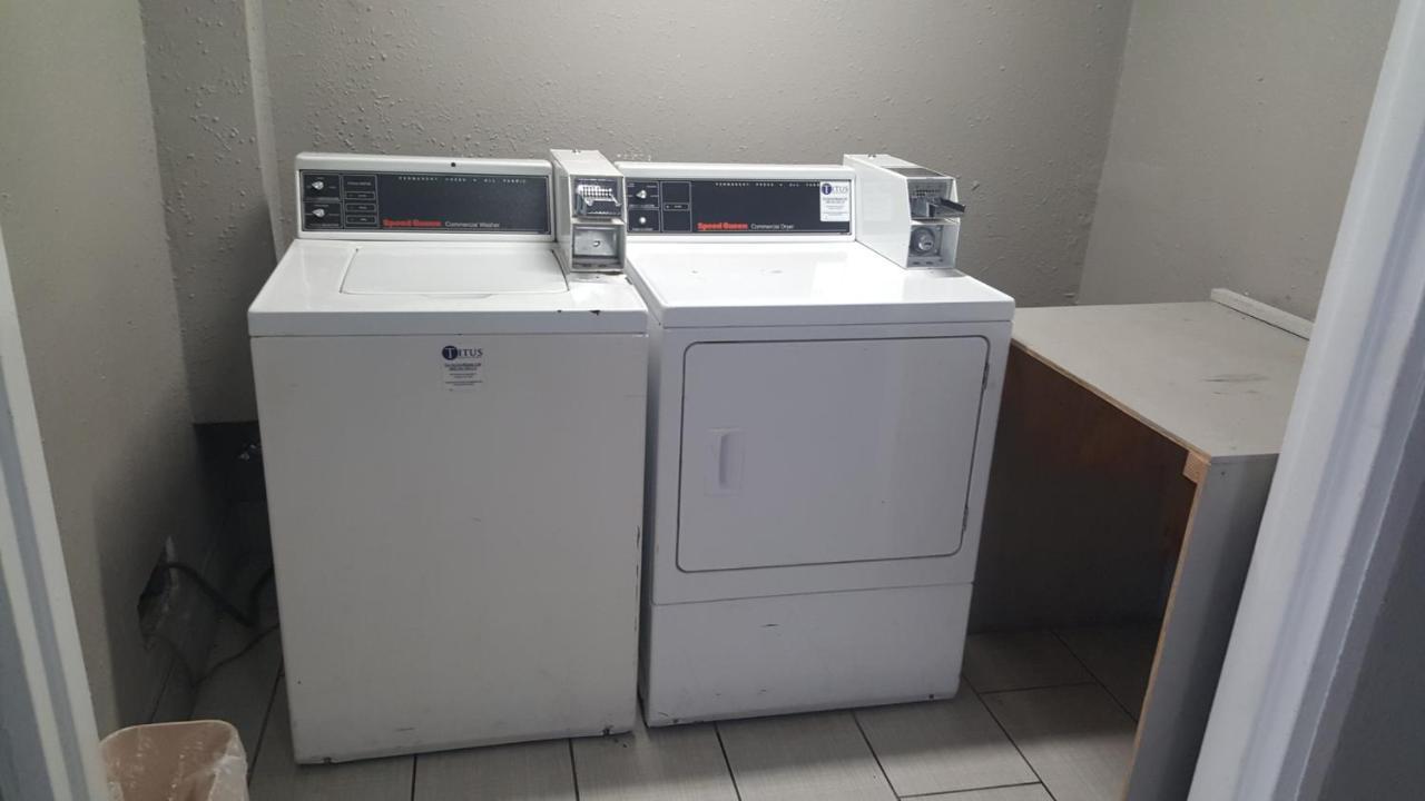 Regency Inn & Suites Pensacola Luaran gambar