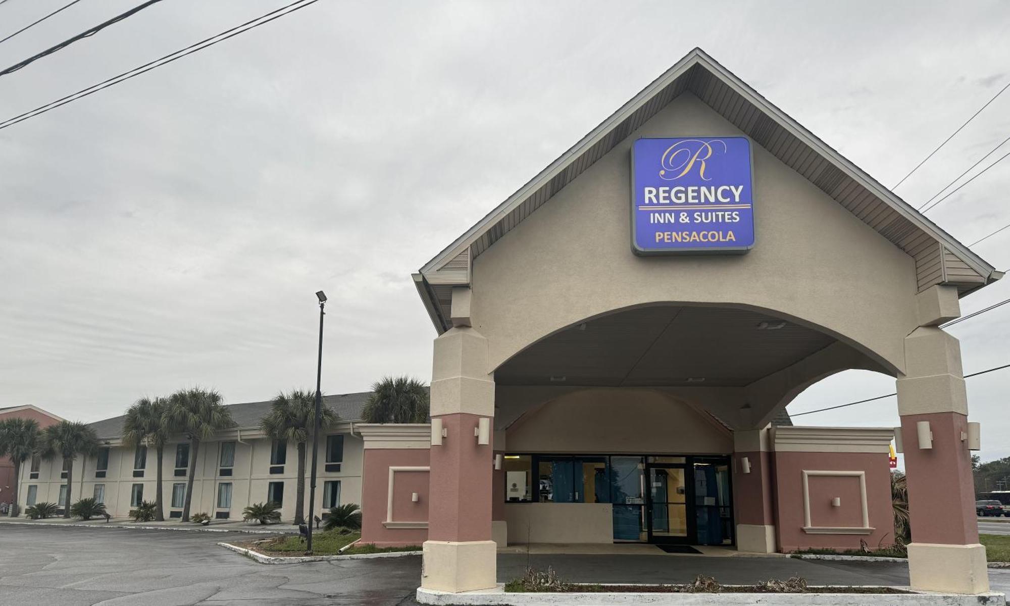 Regency Inn & Suites Pensacola Luaran gambar